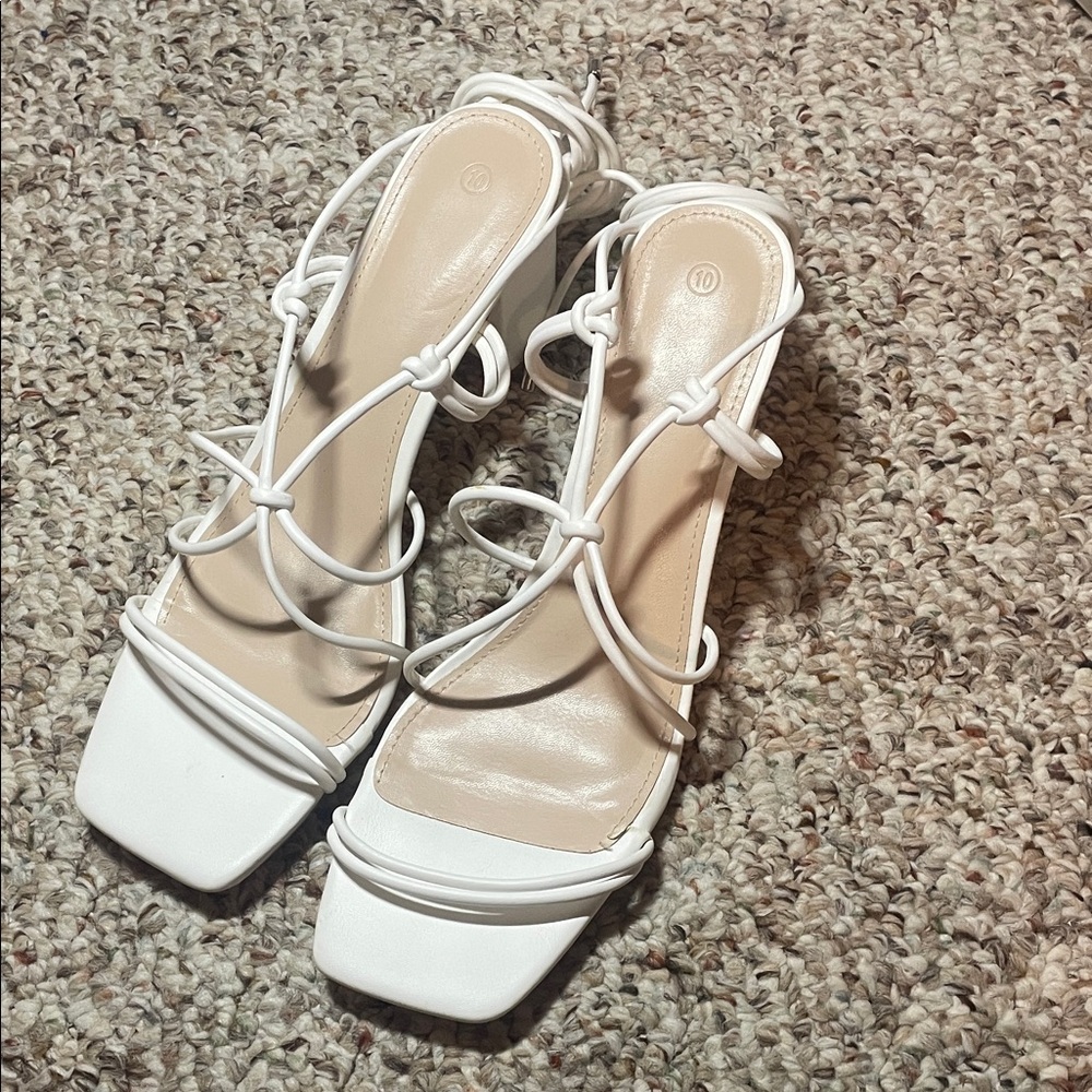 Chic White Strappy Women's Heels